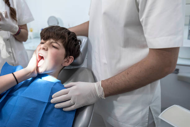 Best Broken Tooth Emergency  in Millport, AL